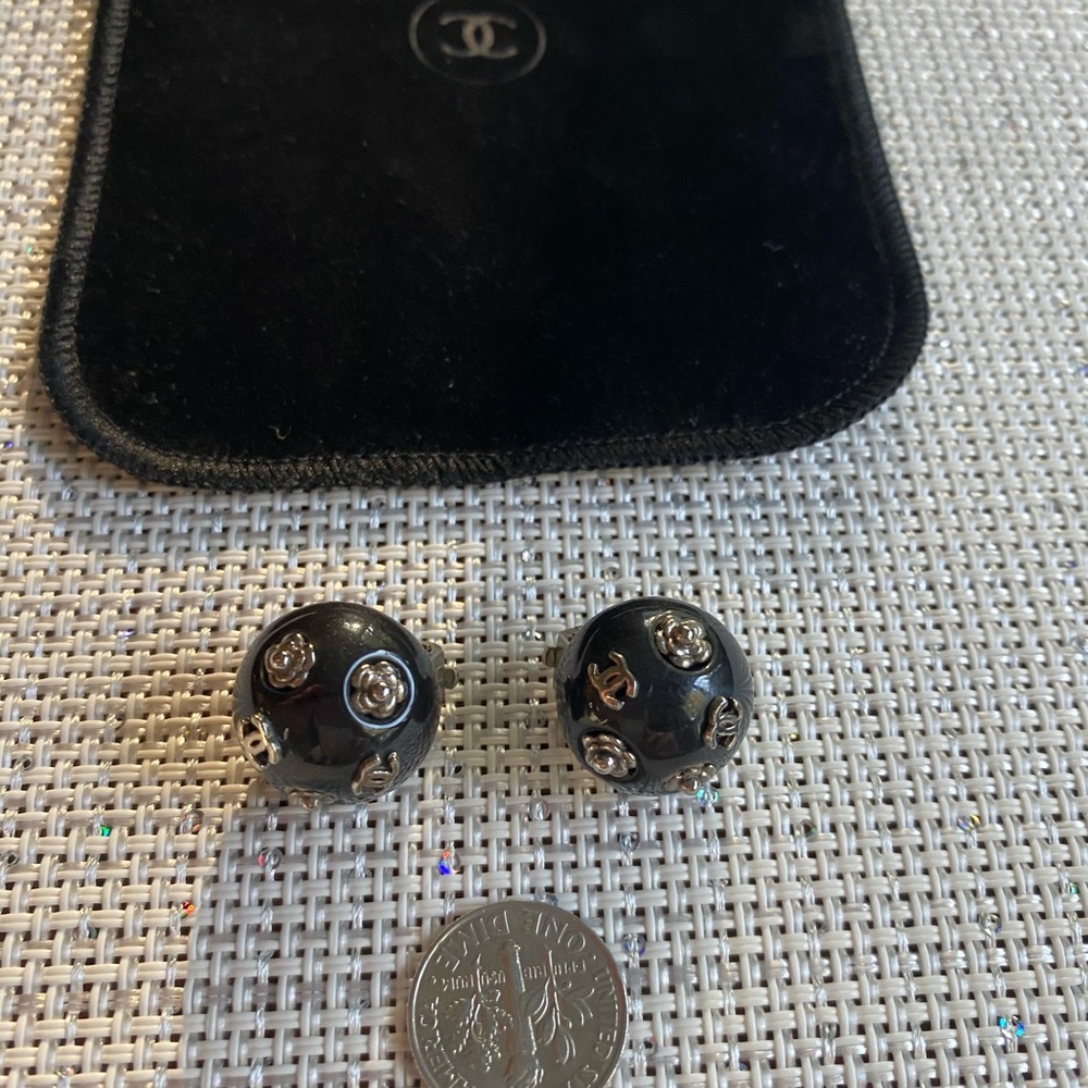 Chanel clip on earrings